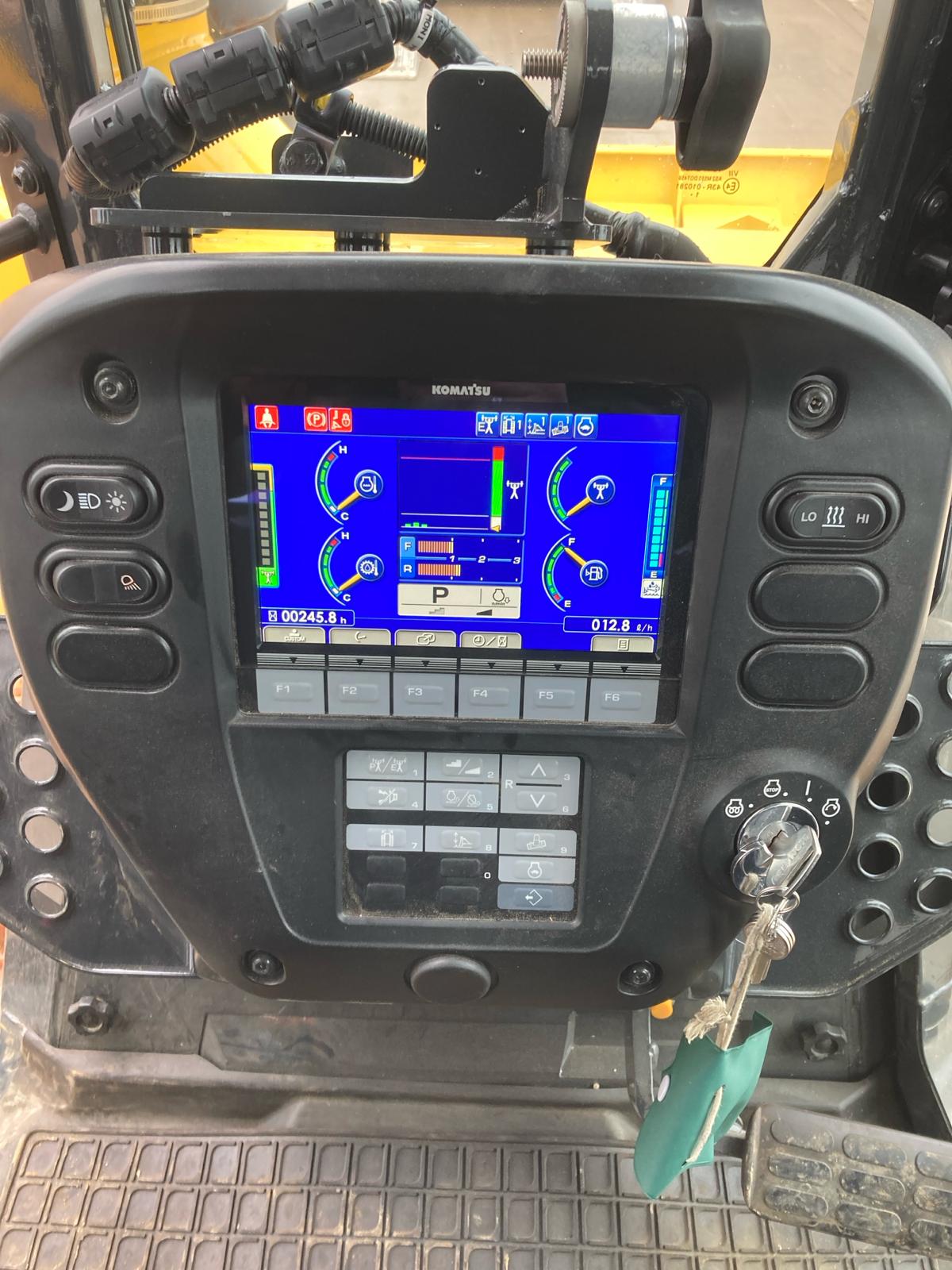 KOMATSU D 51PXI24E0 von Schlüter Baumaschinen