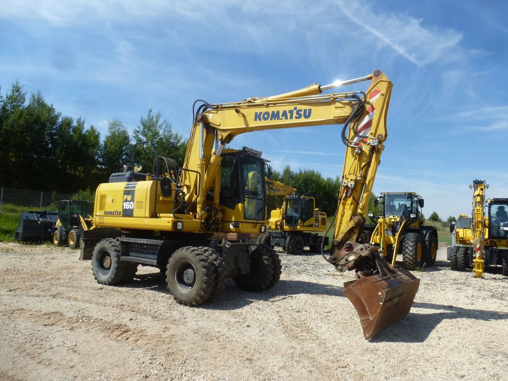 KOMATSU PW 1607E0H von Schlüter Baumaschinen