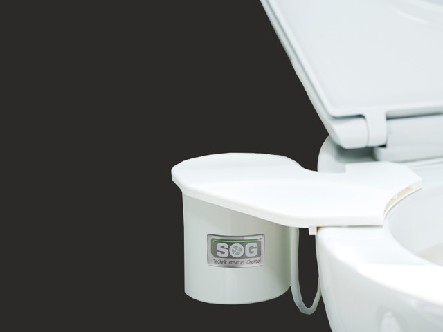 SOG® Compact quick an einer Keramik-Zerhackertoilette